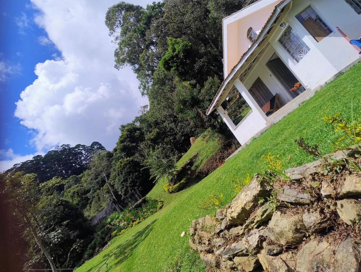 Chale Doce Beija-flor * Campos do Jordão